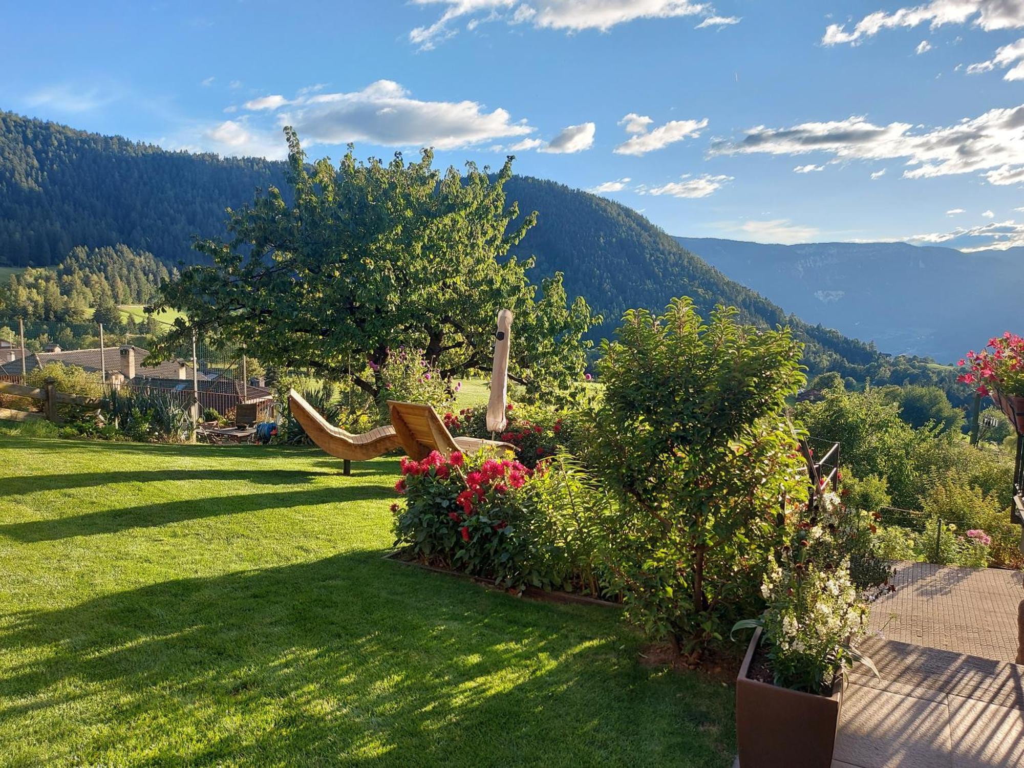 Alpenrose Lägenhet Meltina Exteriör bild